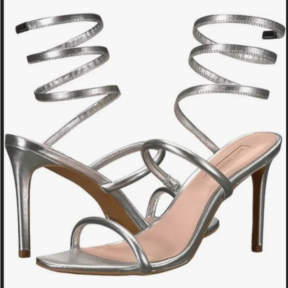 Avec Les Filles heels